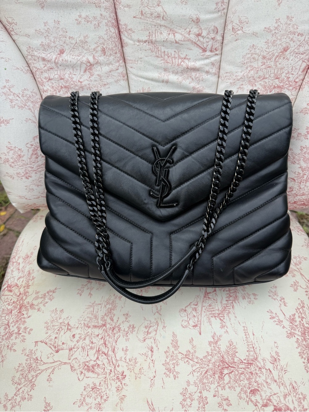 YSL Medium Loulou bag black on black